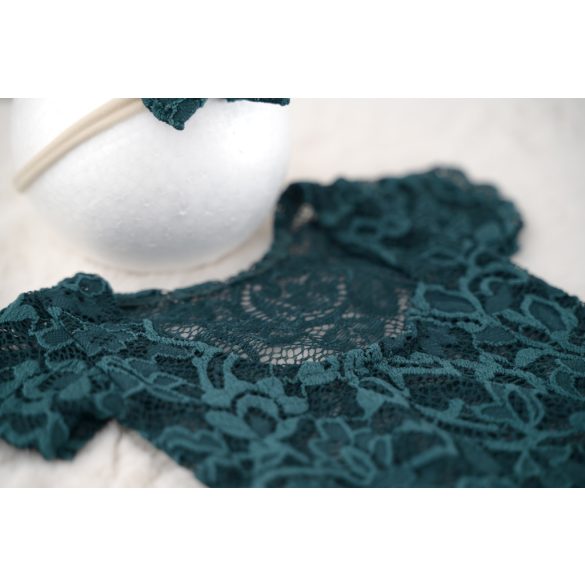 Mélyzöld rövid ujjú csipke body fejpánttal újszülött fotózáshoz