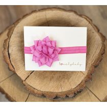 Pink kislány fejpánt virággal