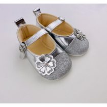 Puhatalpú ezüst színű kislány baba cipő 